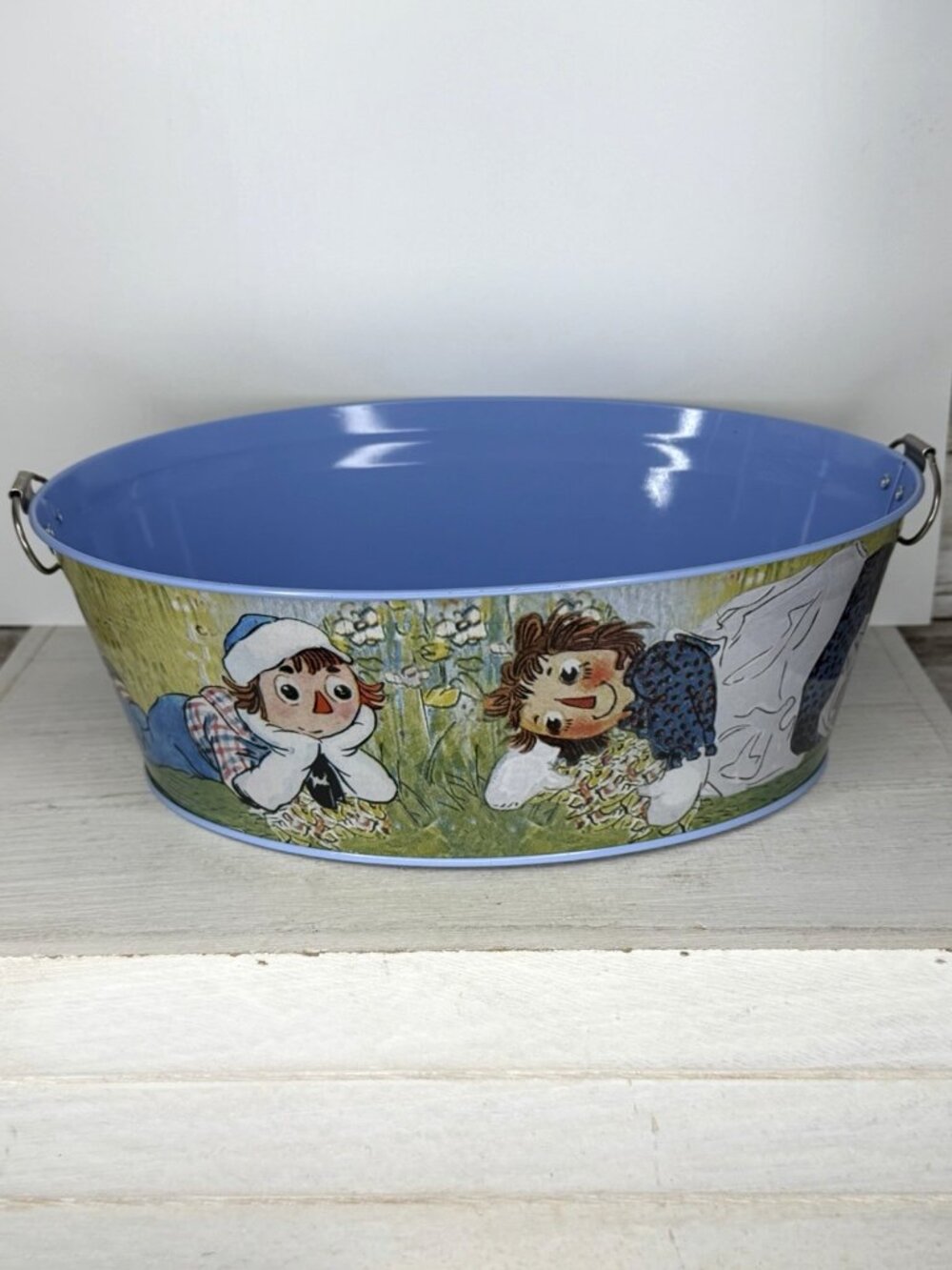 Vintage Raggedy Ann & Andy Schylling Lithograph Tin Basket Simon Schuster